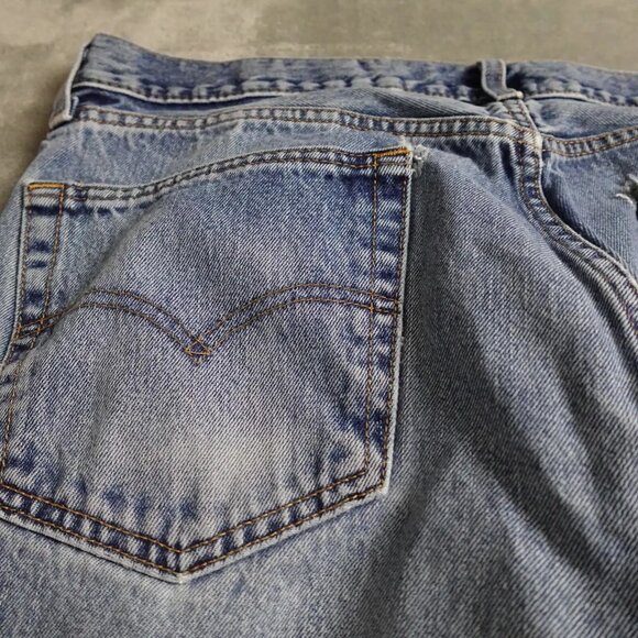 Vintage Levi's 505 Pants Men's W36 L 34 Denim Blue Ankle Flat Front Distressed - Picture 9 of 13